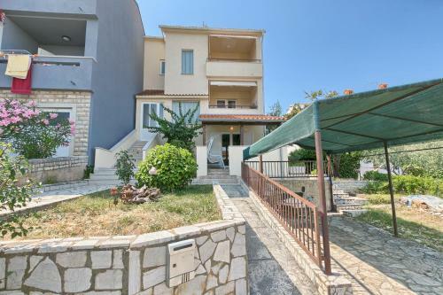 Apartments Veruda Porat