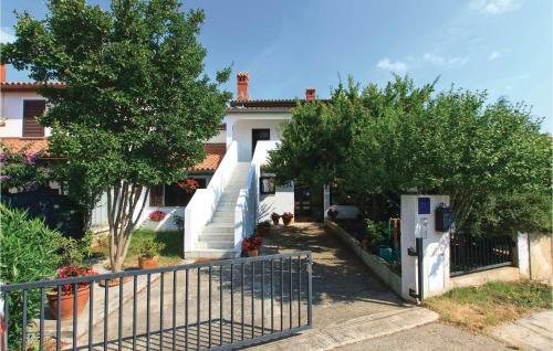 Apartment Dvorine Cr