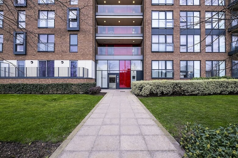 Lucienne Apartments By Flexystays