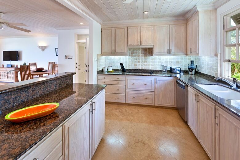 Beacon Hill 305 - Blue Sky Luxury