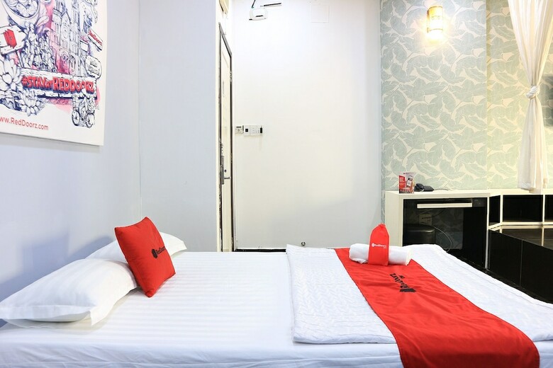 K&h Hotel