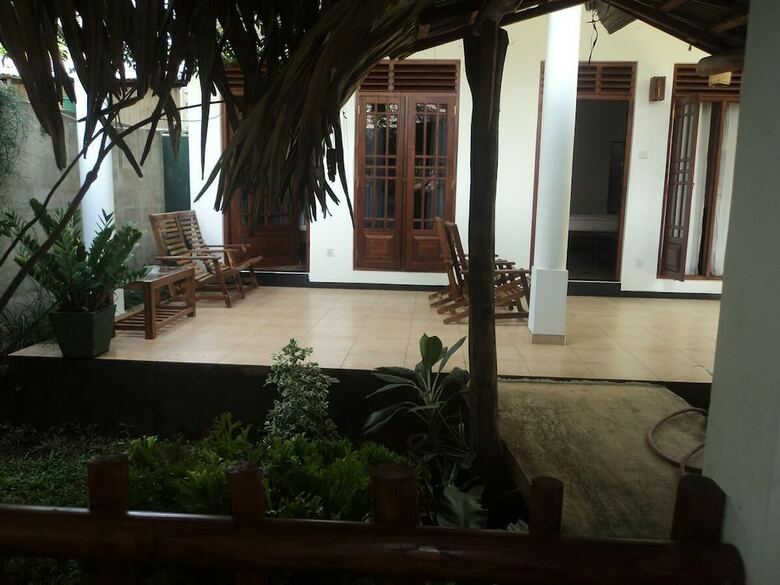 Hotel Baby Elephant Green House