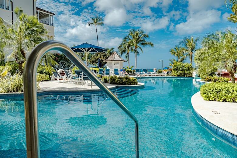 Schooner Bay 112 By Blue Sky Luxury