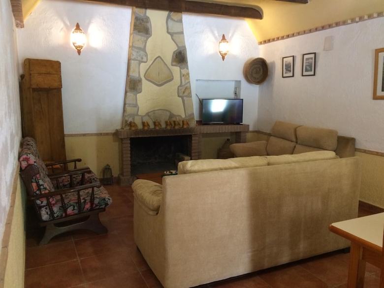 Apartamentos Cuevas Al Sol