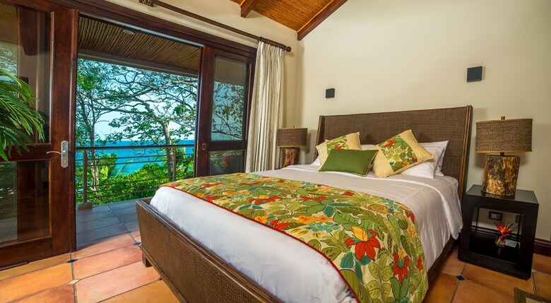 Hotel & Suites Residencia Pacifico