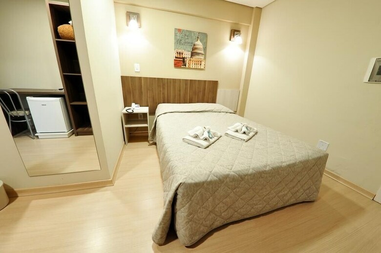Hotel Klein Vllle Plus