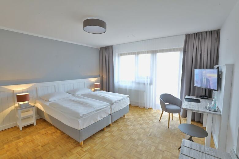 Hotel-21