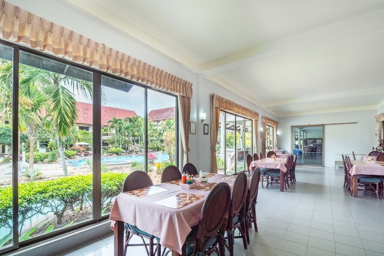 Hotel Oyo 869 Ban Nam Mao Resort
