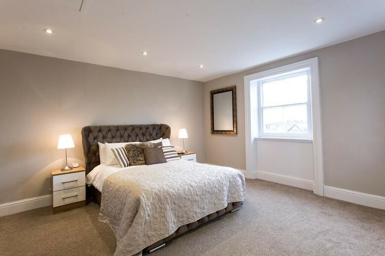 Luxury Townhouse 350 Yds From Racecourse