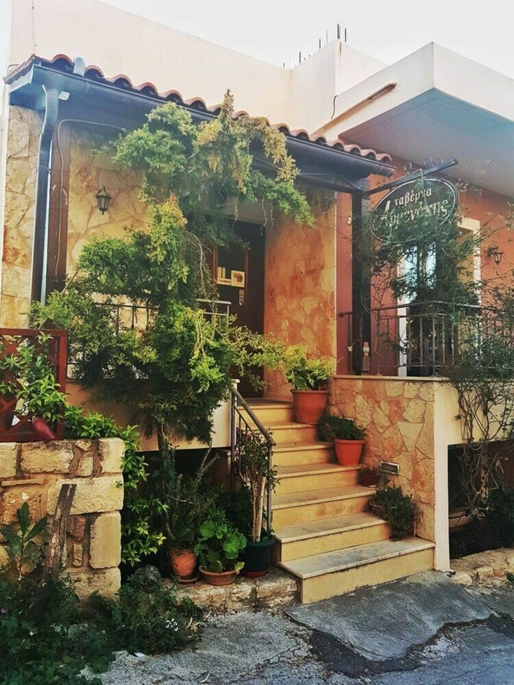 Apartamento Muses: Panoramic View, Close To Historical Sites
