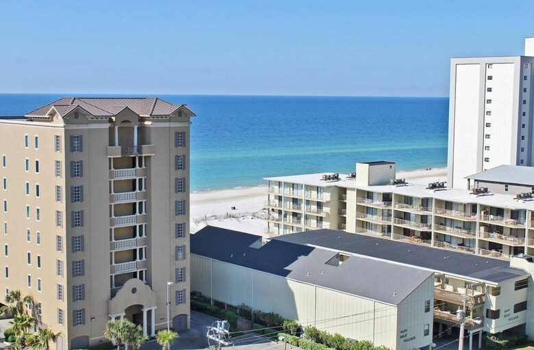 Crystal Tower By Youngs Suncoast