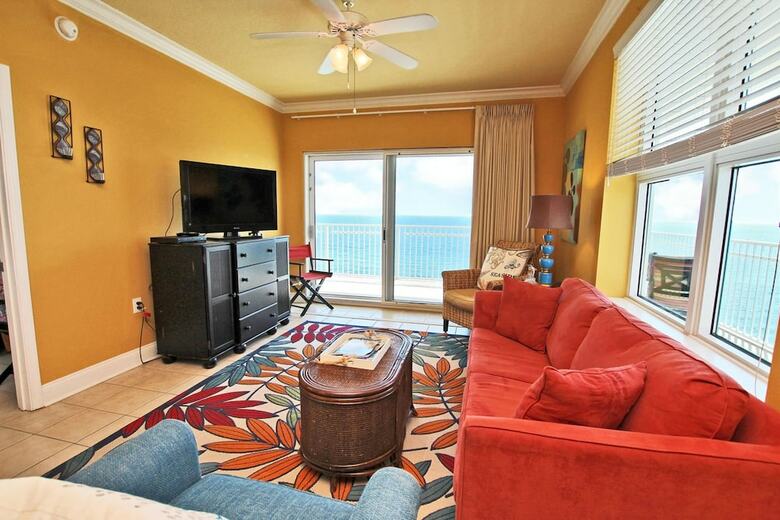 Crystal Shores By Youngs Suncoast