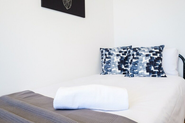 Apartamento Acogedor �tico Con Terraza En Retiro