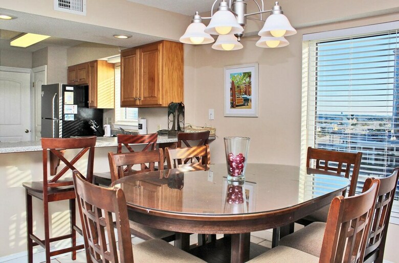 Boardwalk 781 By Youngs Suncoast