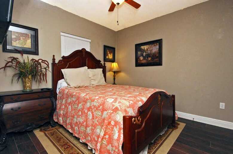 Crystal Tower 1205 By Youngs Suncoast