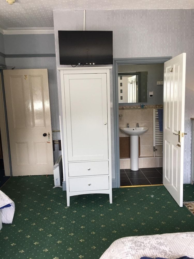 Hotel Hillcrest Guest House