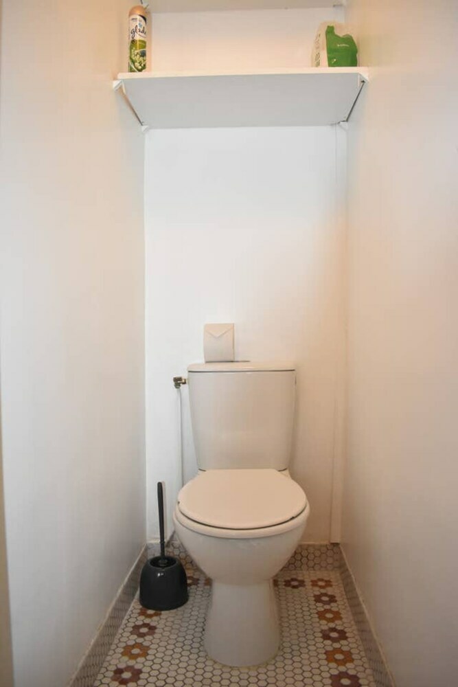 Parisian Apartment In Prime Location
