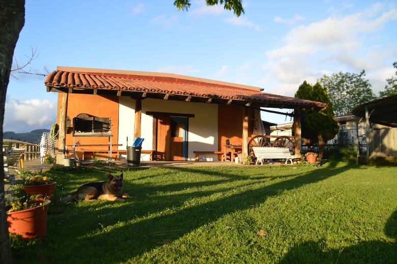 Hostal Alarpe Aterpetxea - Hostel