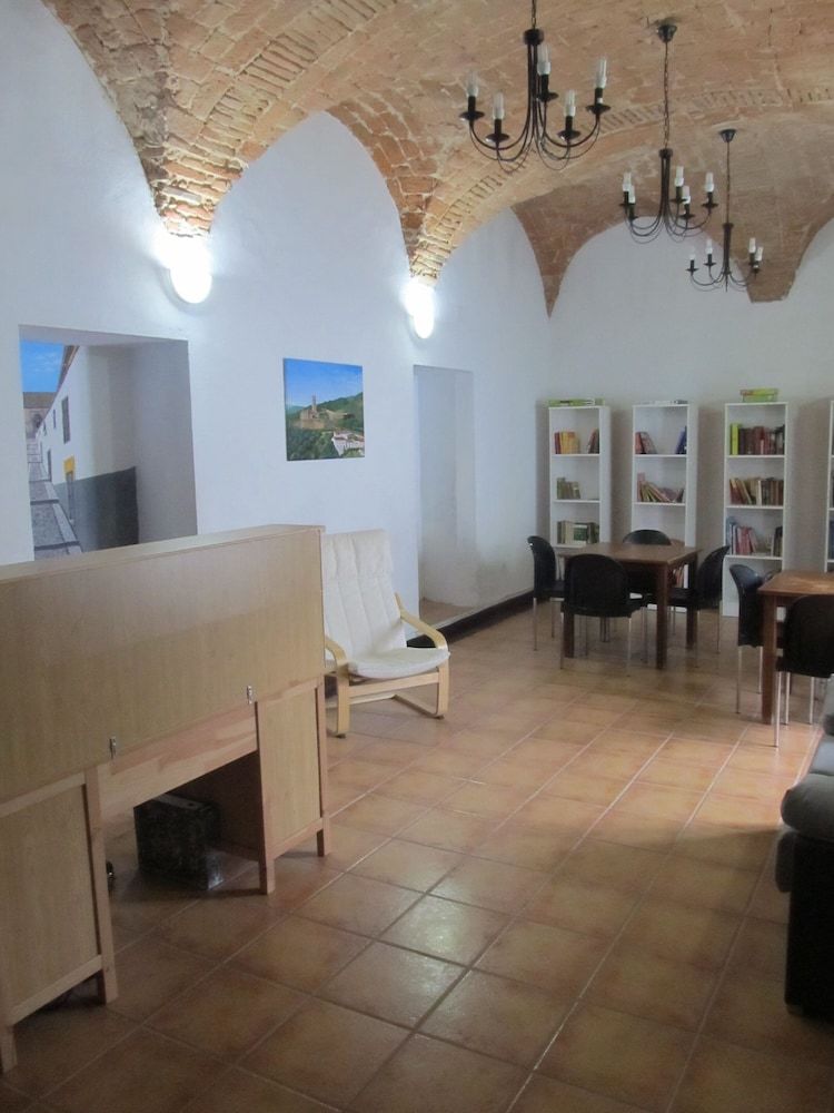 Hostal Albergue Rural Almonaster