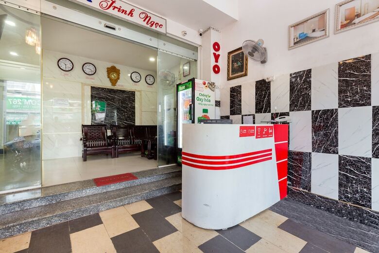 Oyo 993 Trinh Ngoc Hotel
