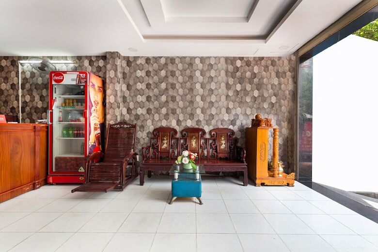Oyo 996 Hoang Tuan Hotel