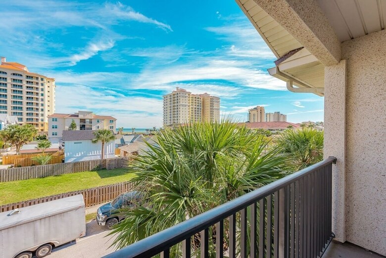 Villa Beach Serenity 1 - Private Condo With Ocean Views
