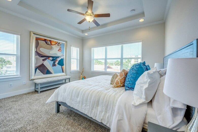 Villa Beach Escape One - Luxury Townhome