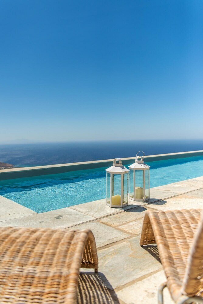 Apartamento Triandaros Villa With Pool