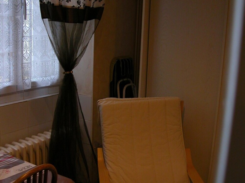 Apartamento Studio In N�ris-les-bains, With Enclosed Garden And Wifi