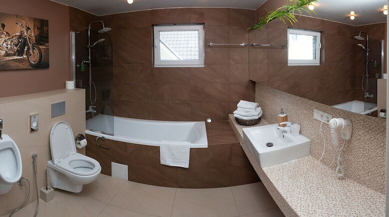 Hotel Guest House Shtenvald