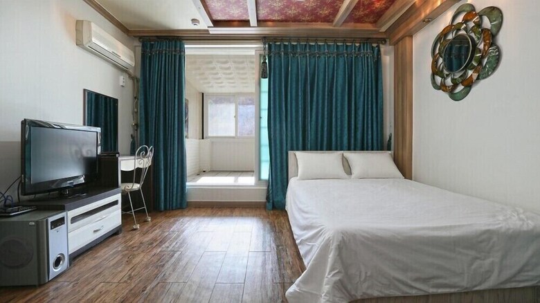Apartamentos You And Me Pension