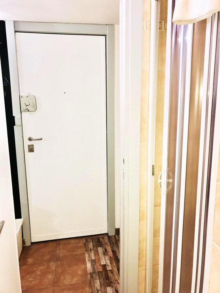 Apartamento Studio In Roma, With Wifi