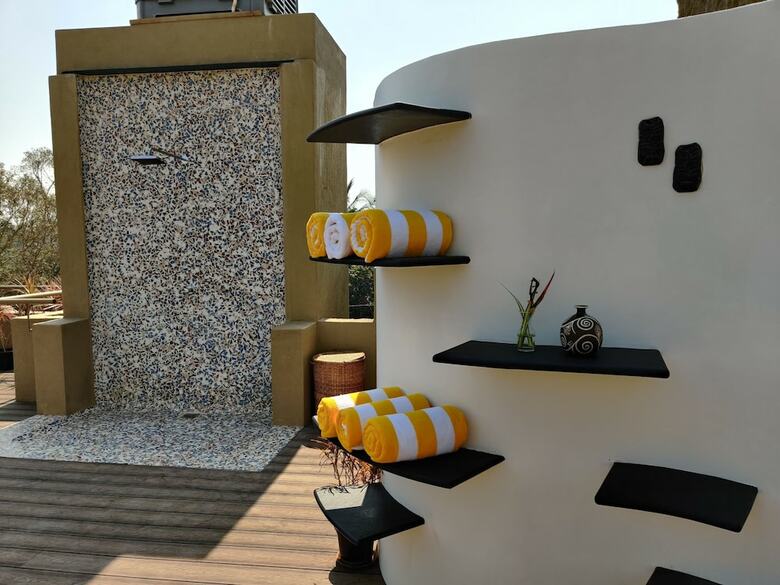 Hotel 3102bce