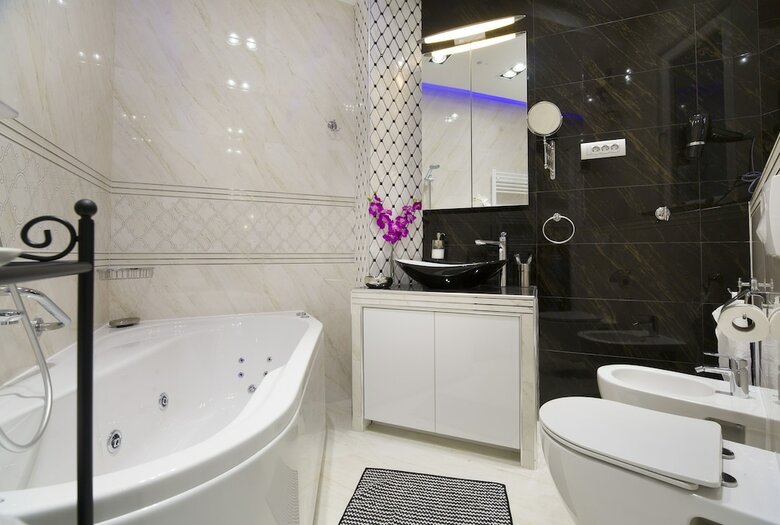 Central Station Art Apartment