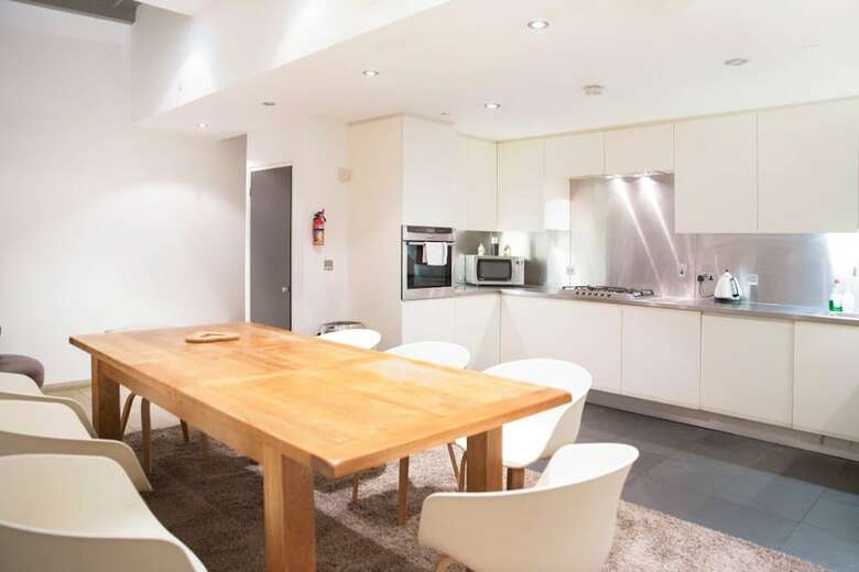 The Holborn Lights - Modern 3bdr Rooftop Terrace & Garage