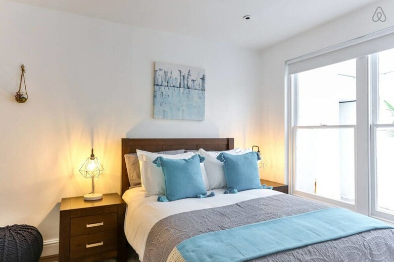 Baker Street Serviced Mews House