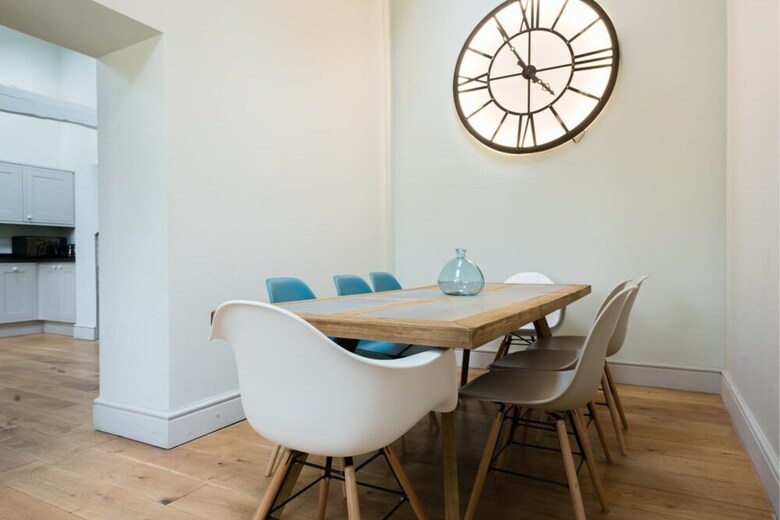 The Modern Dukes Retreat - Stunning 6bdr Manor House