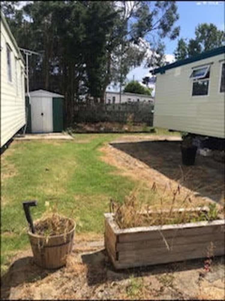 Cabana Impeccable 2-bed Holiday Caravan In Steeple