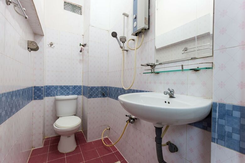 Hotel Oyo 1036 Hoa Mai