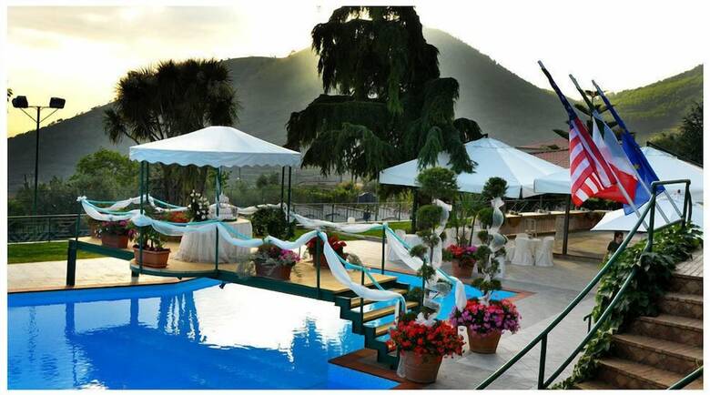 Hotel Diecimare