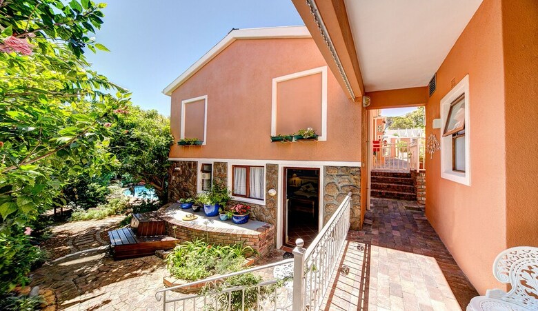 Cheriton Guest House Bed & Breakfast