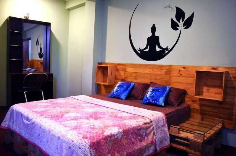 Hostal Hotel Yog