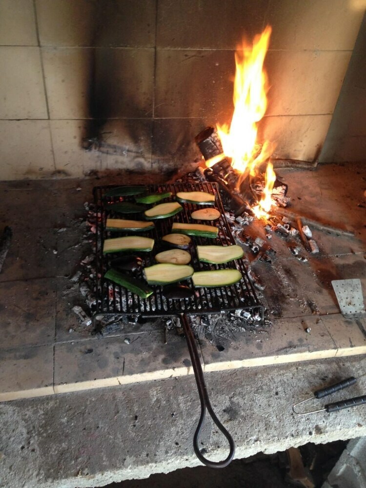 Family Apartment With Barbecue