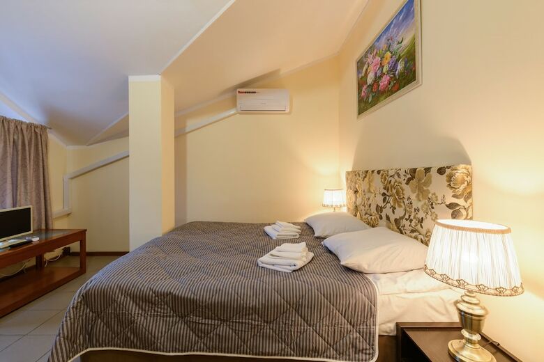 Hotel Green Star