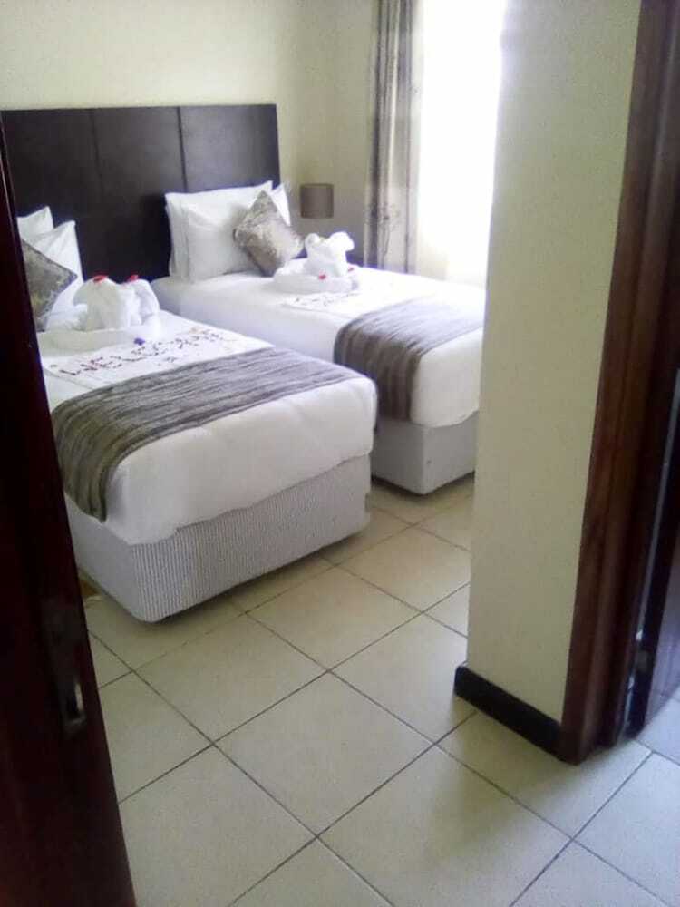 Hotel Stoni Athi Resort