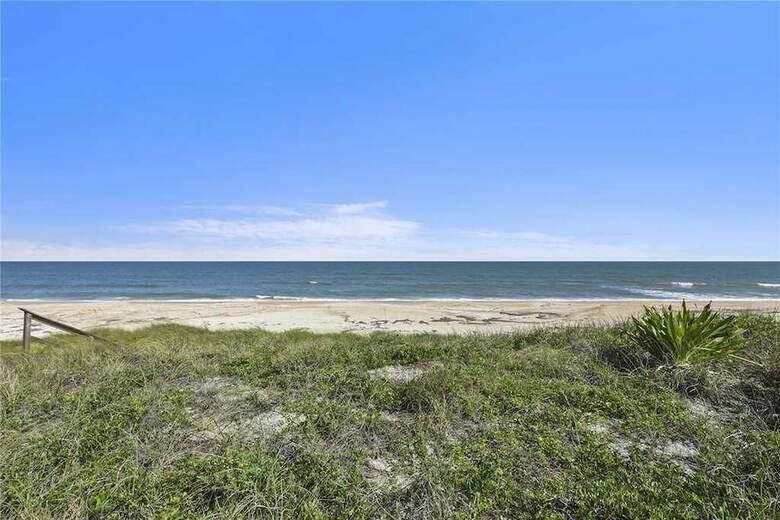 Coastal Charm, 2 Bedrooms, Ocean Front, Sleeps 6