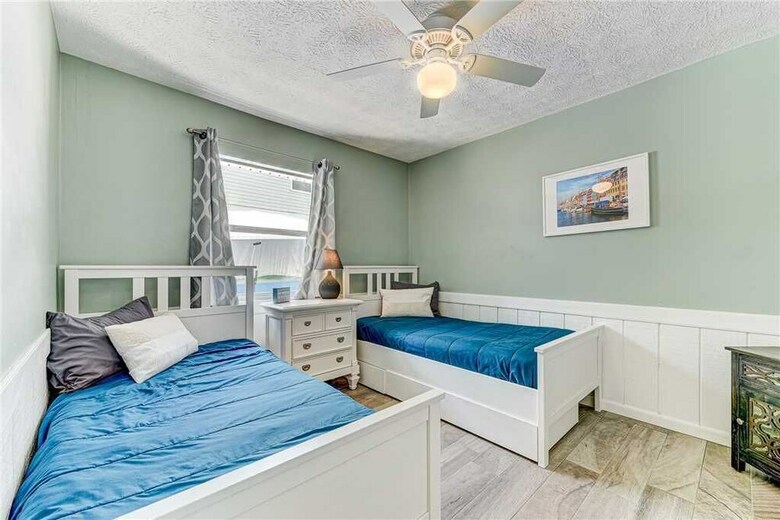 Summertime Sanctuary, Private Pool, 3 Bedrooms, Sleeps 8