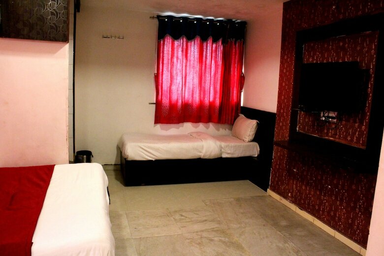 Hotel Rajshree