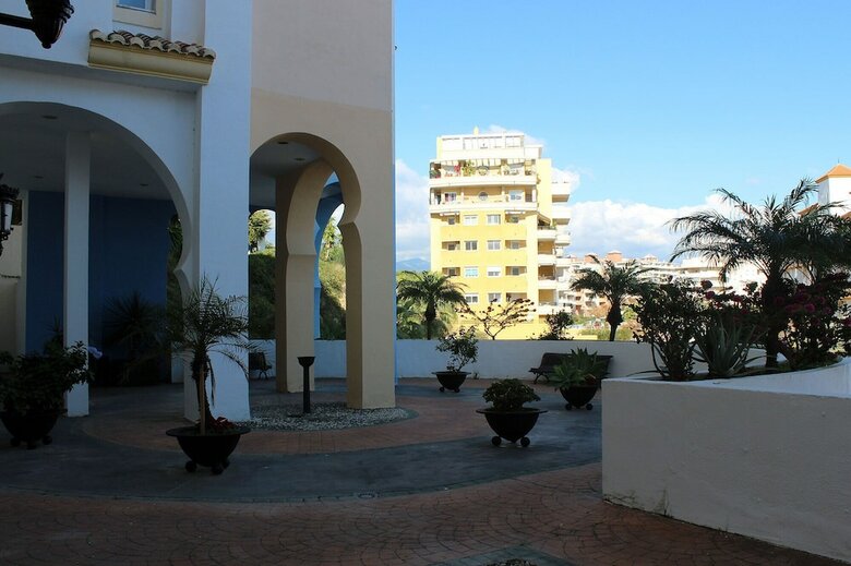 Apartamentos Puerto Blanco