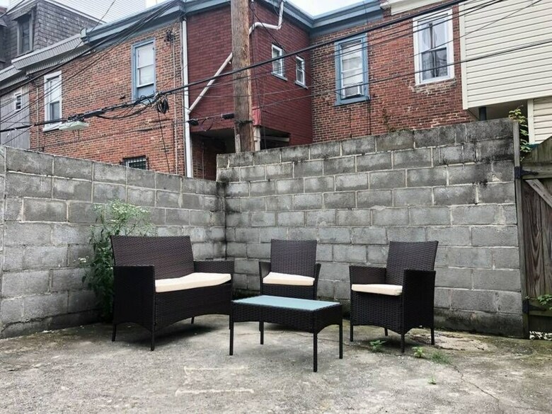 Villa 2342 Catharine